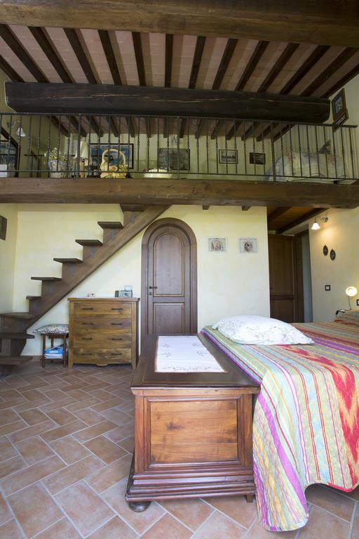 Вілла Casa Sandro A Podere Pascianella Castelmuzio Номер фото